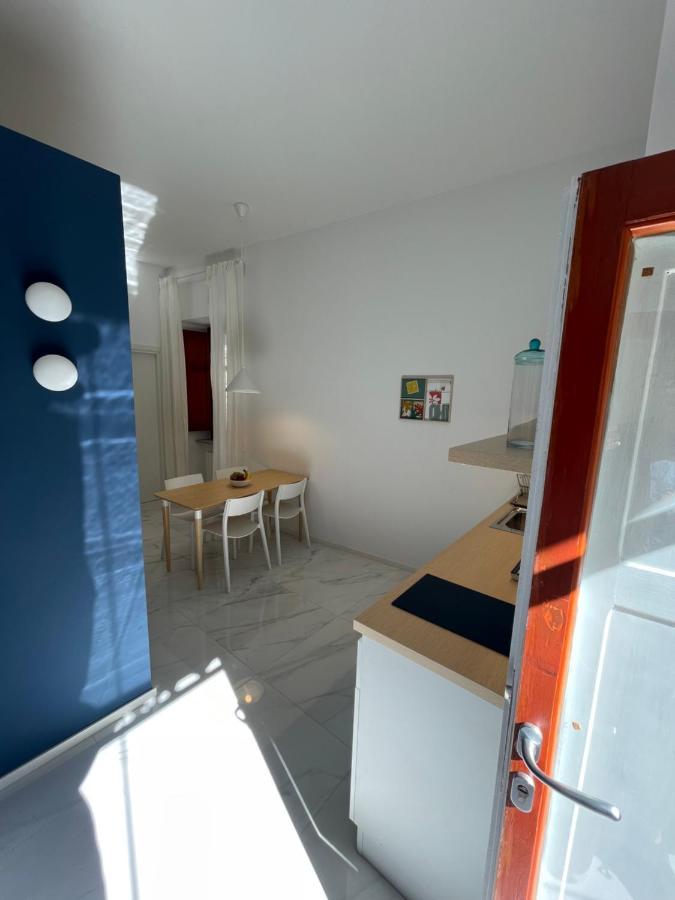 Pierrot E La Luna House Salerno Centro Экстерьер фото